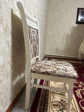 Продам стулья гостиные
