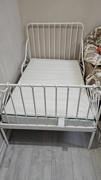 Кровать детская