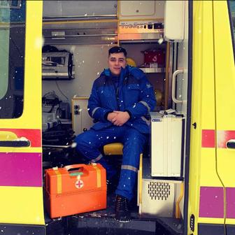 Врач.Медбрат.Медсестра.Капельница.Укол.Интоксикация.Система.Капельница.