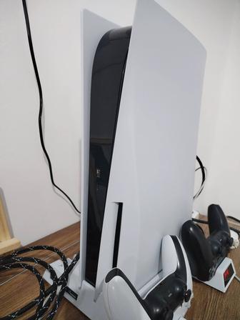 Пс 5 825гб 2 джойстик