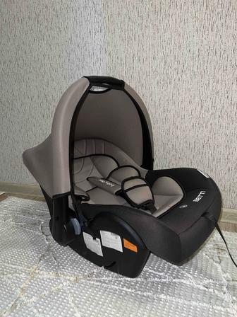 Продам автолюльку