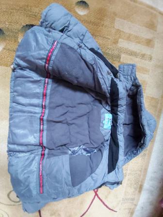 Куртка новая 5лет