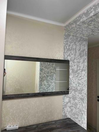 Продам комод с зеркалом