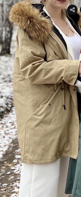 Продам парку на натуральном меху