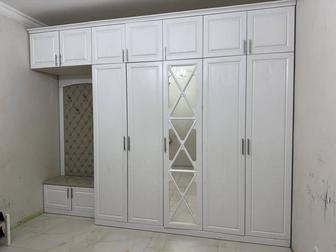 Продается шкаф прихожка