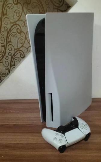 Playstation 5 и 4 игры в комплекте