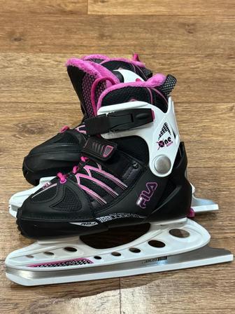 Продам коньки