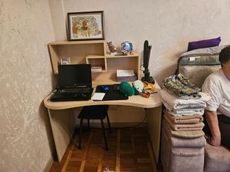 Стол письменный