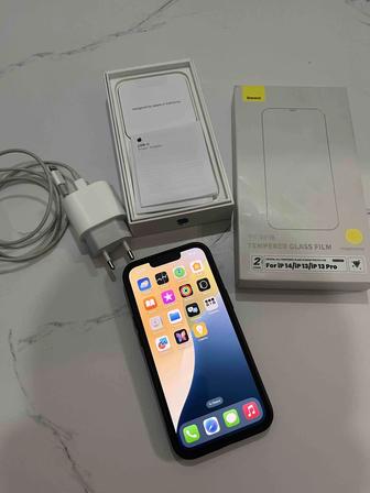 Apple IPhone 13 4/128 gb Blue