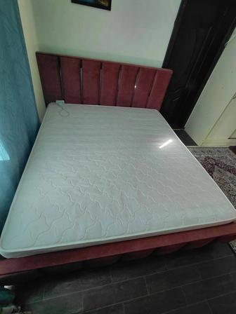 Срочно продам двуспальная кровать с ортопедическим матрасом
