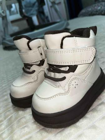 Зимние сапоги детские