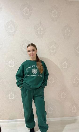 Спортивный костюм