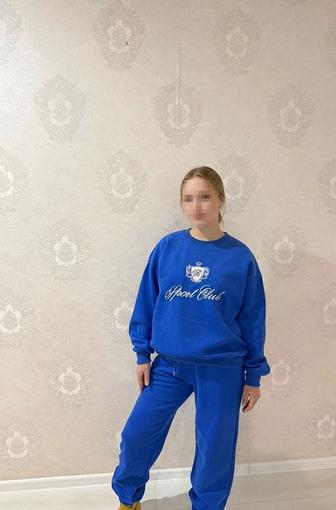 Спортивный костюм