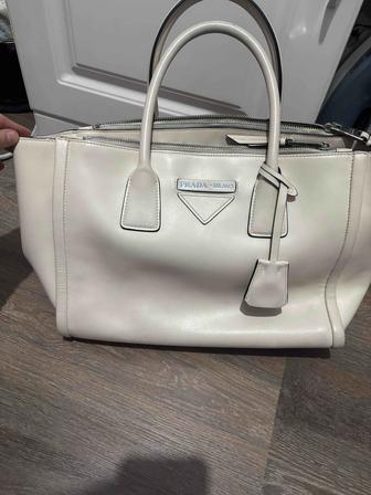 Сумка prada оригинал и другие модели цены разные