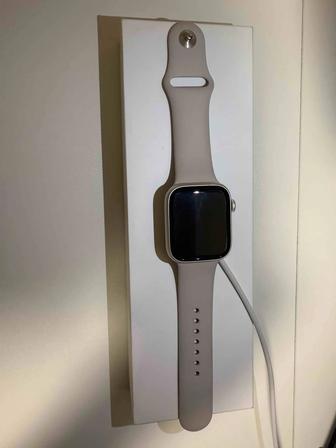 Apple watch Series 9 45mm Starlight S/M