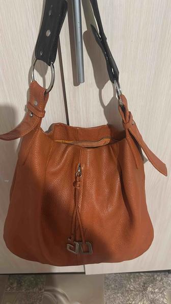 Отдам даром сумка Италия оригиналDG зернистая кожа