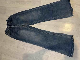 Джинсы прямого кроя