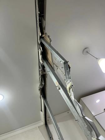 Убрать 3 каркаса и соединить потолки