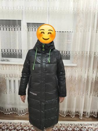 Продам зимнию женский куртку