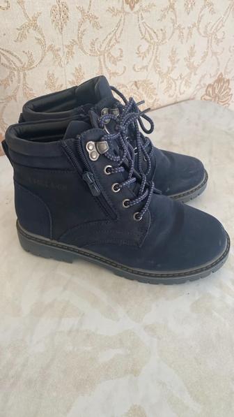Зимние ботинки