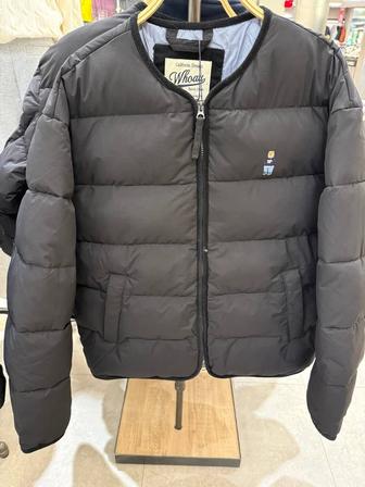 Новая куртка  , фирма хуаю ( корейского бренда)