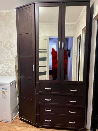 Продам шкаф из настоящего дерева