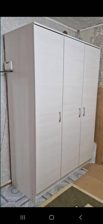 Продам шкаф
