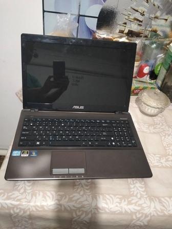 Ноутбук ASUS 2011годамодельX53S