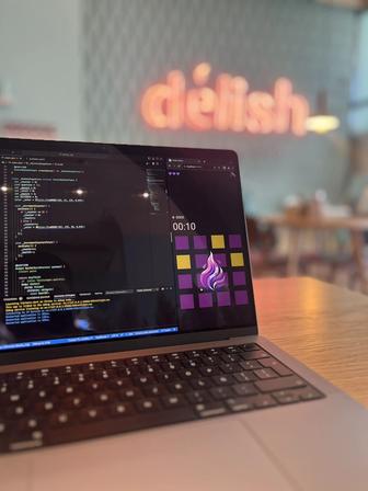 MacBook 14 pro