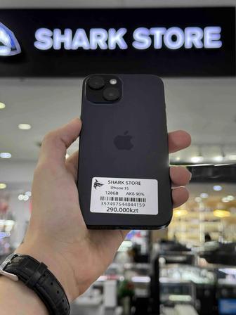 iPhone 15
