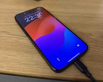 iPhone 15 Pro черный