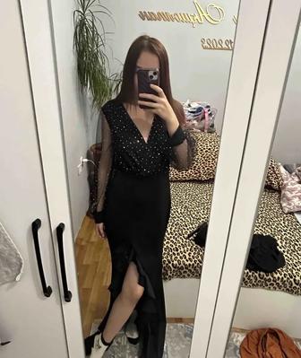 Платье отдам даром