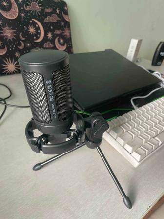 Продам микрофон fifine stream/gaming