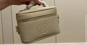 Продам сумочку и в подарок кошелек