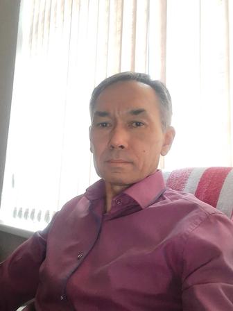 Все виды юридических услуг, составление исков, участием в судах и т.д.