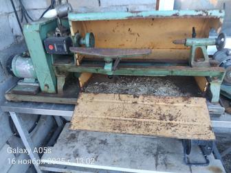 Станок токарный по дереву