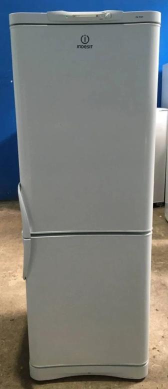 Холодильник INDESIT