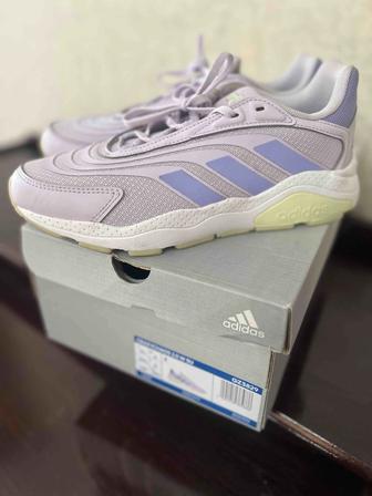 Продам кроссовки Adidas