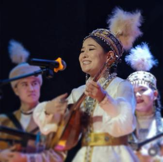 Услуга музыканта. Домбыра үйрену сабағы. Обучение.