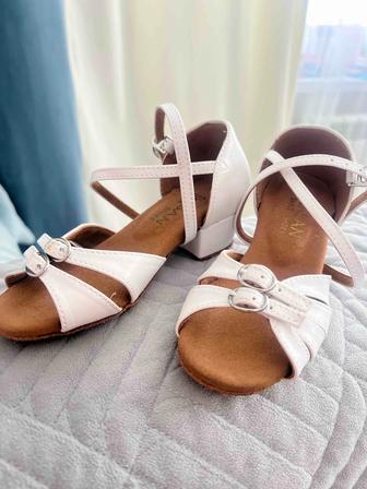 Туфли для спортивно бальных танцев