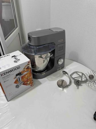 Кухонный комбайн Kenwood