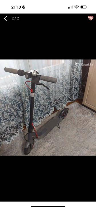 Продам электро самокат бу