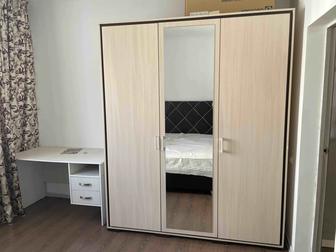 Мебель б/у шкаф