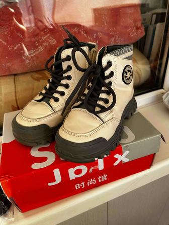 Ботинки для девочек