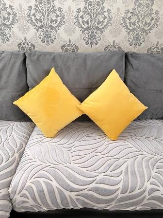 Продаю декоративные подушки 2шт