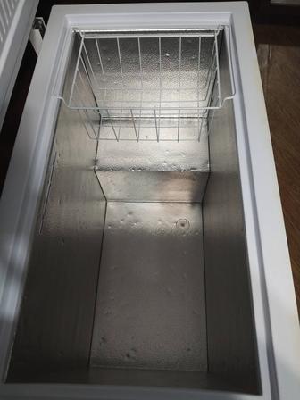 Продам морозильную камеру