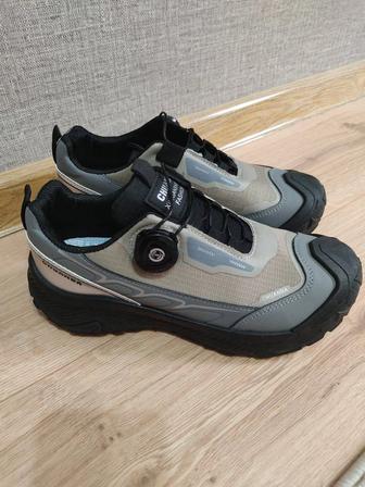 Кроссовки непромокаемые 38-39р