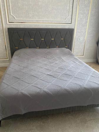 Продам двухспальную кровать