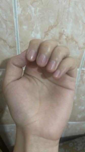 Снятие маникюра из ногтей умершего человека(мертвого,покойного человека)