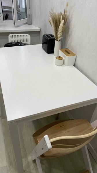 Продам кухонный стол IKEA